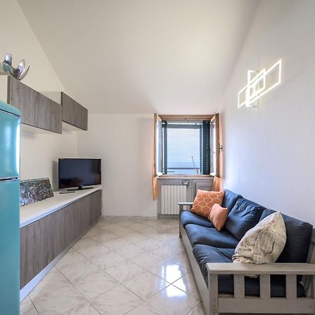 La Mansarda Sopra Campo Pisano - Genovainrelax Apartment Exterior foto
